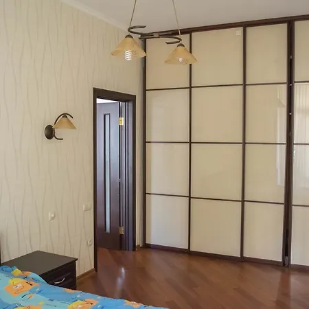 светлая Odessa