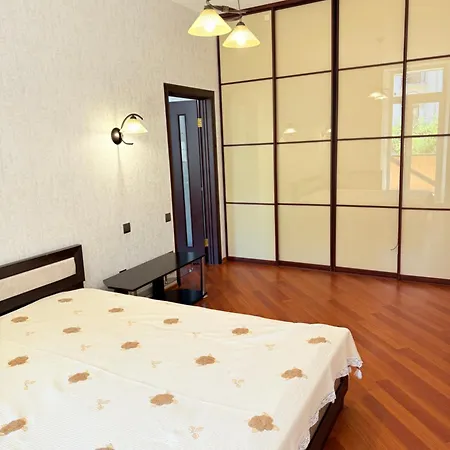 светлая Odessa